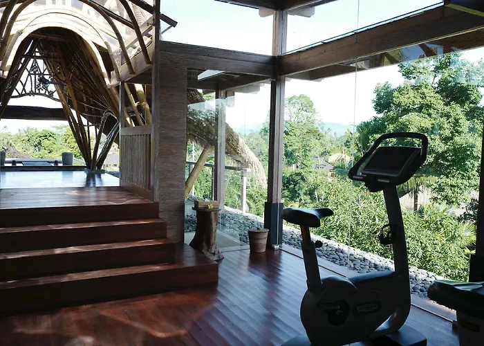 Resort The Udaya And 4*